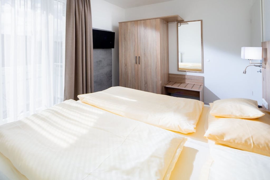 235831 - Untagged