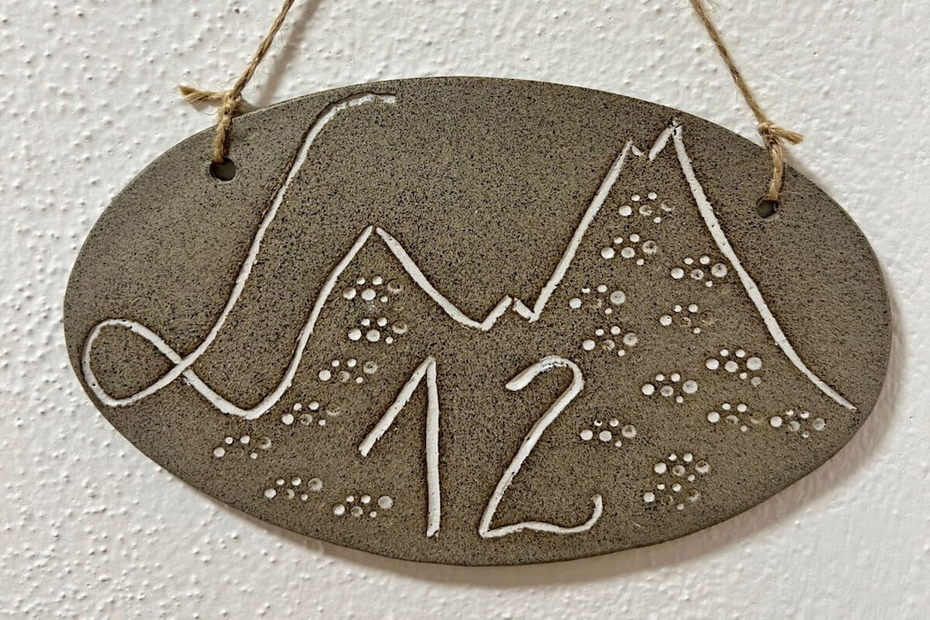 382515