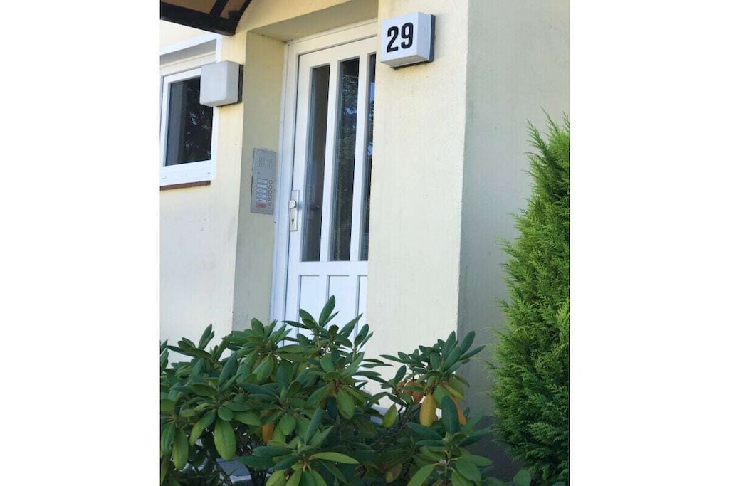 576716