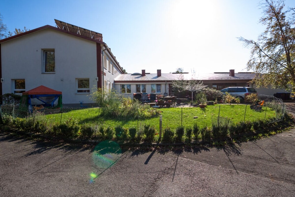 215492