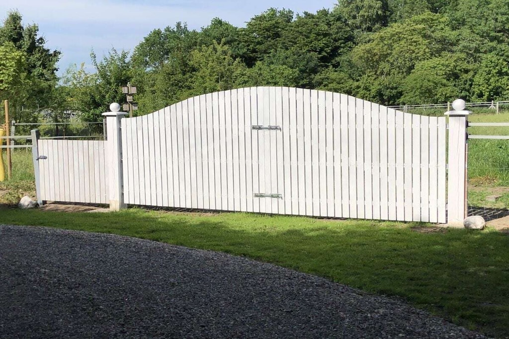 90798