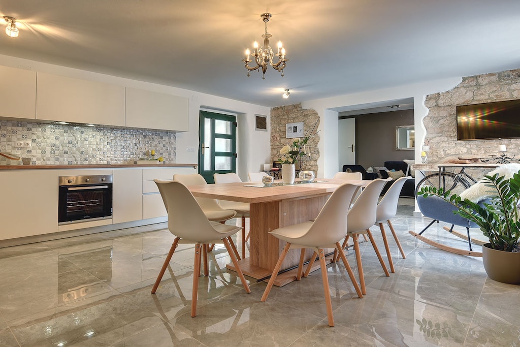 252272 - Untagged