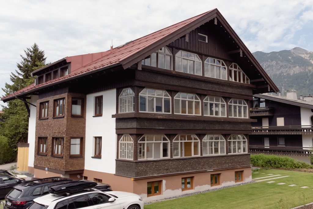 406669