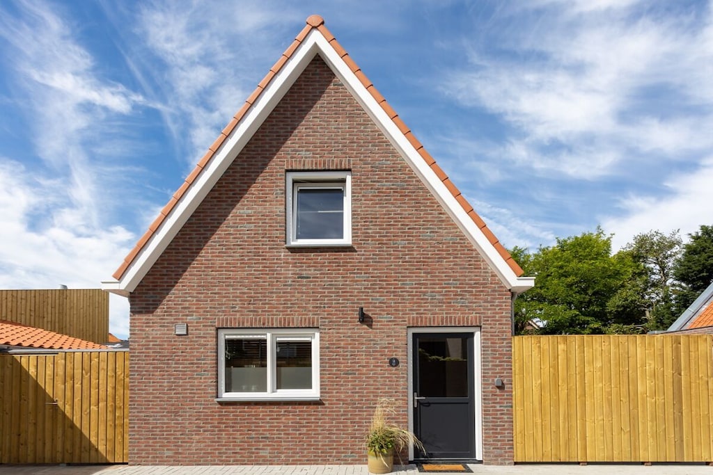 518999