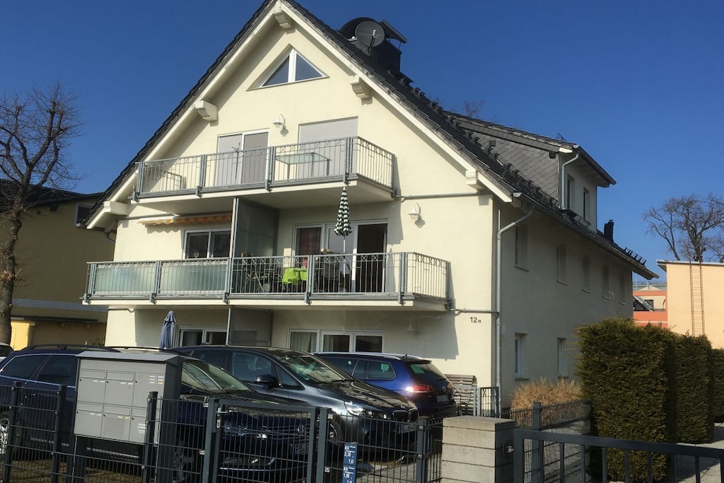 16910