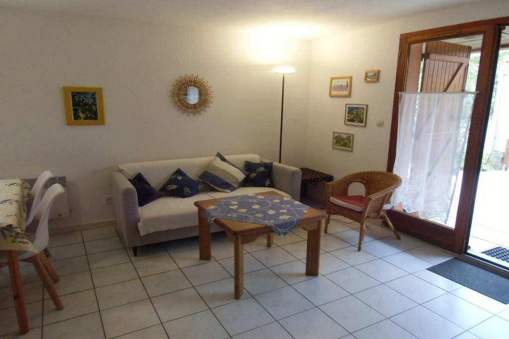785679 - Non tagué