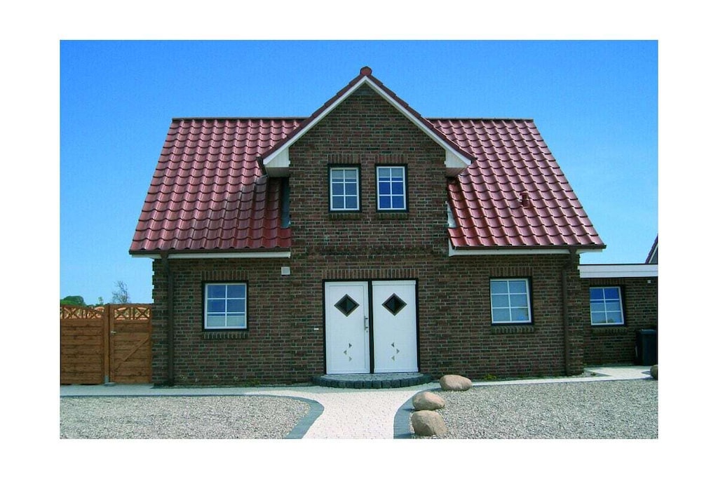 4776