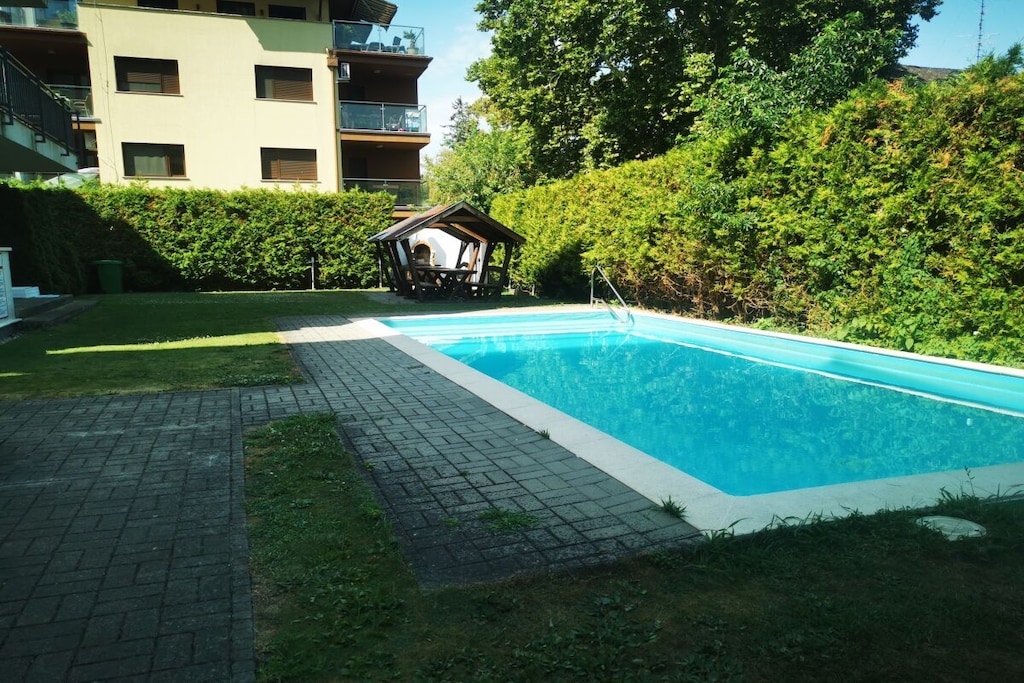 796724