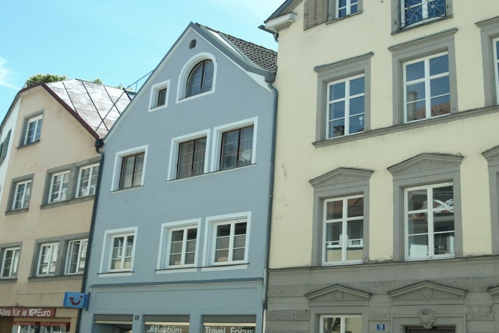 200967