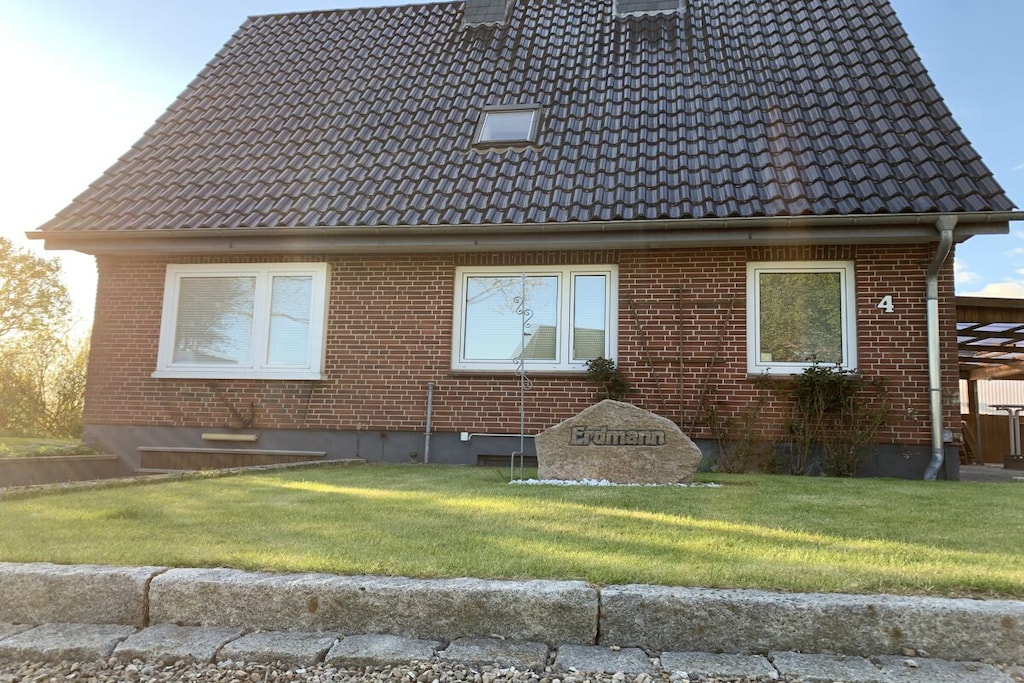 334903
