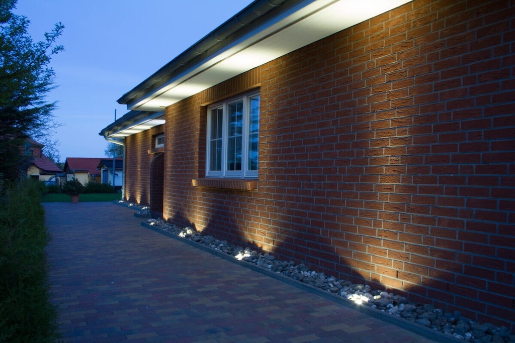 135947