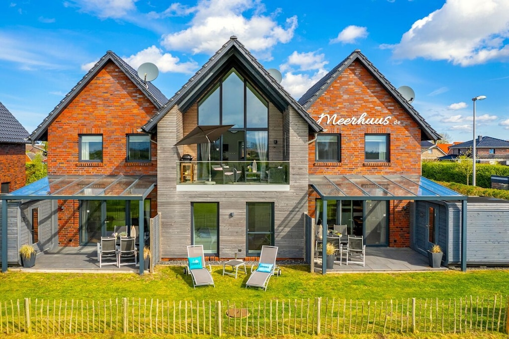 257880