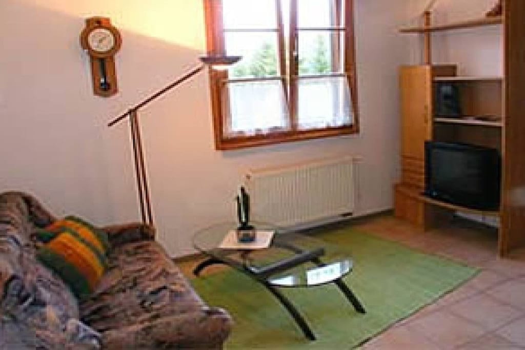 21916
