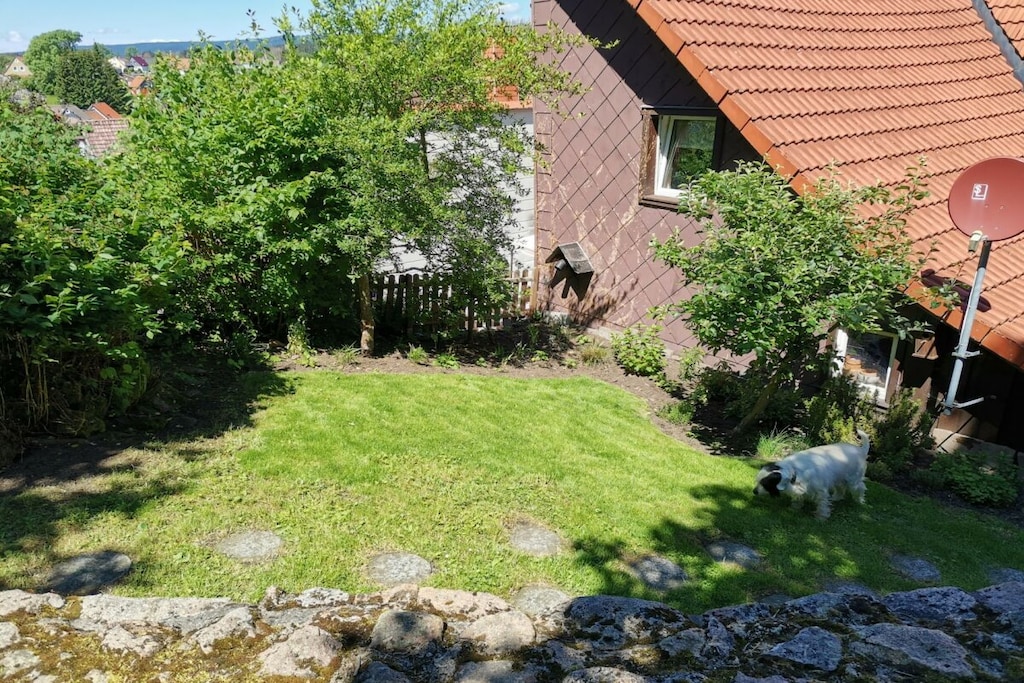 383361