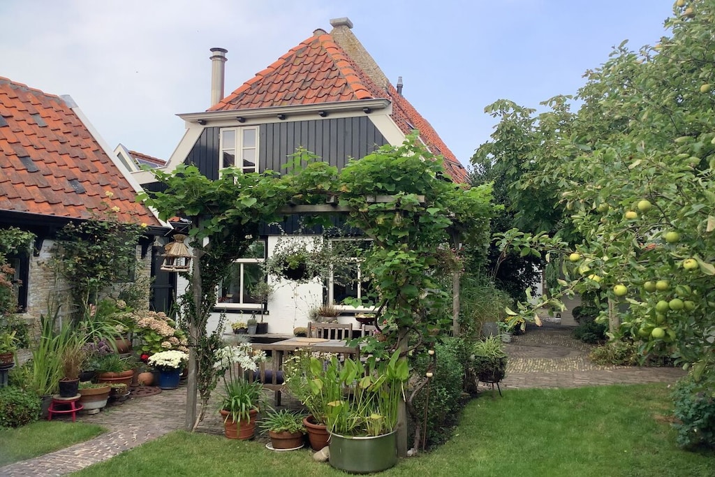 235851 - Niet-getagd