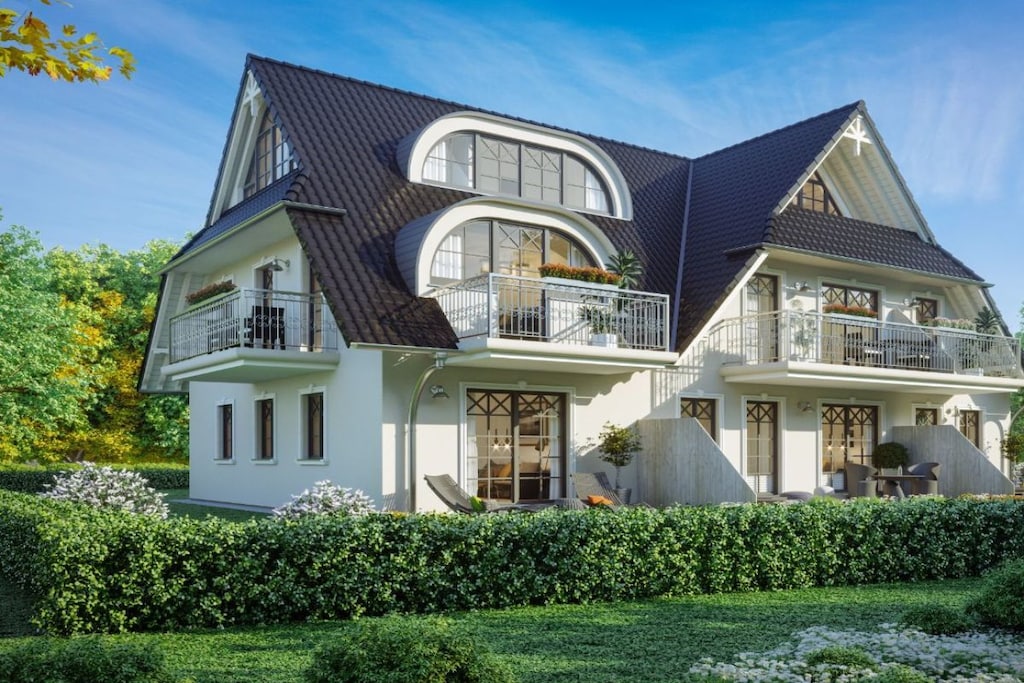 225102