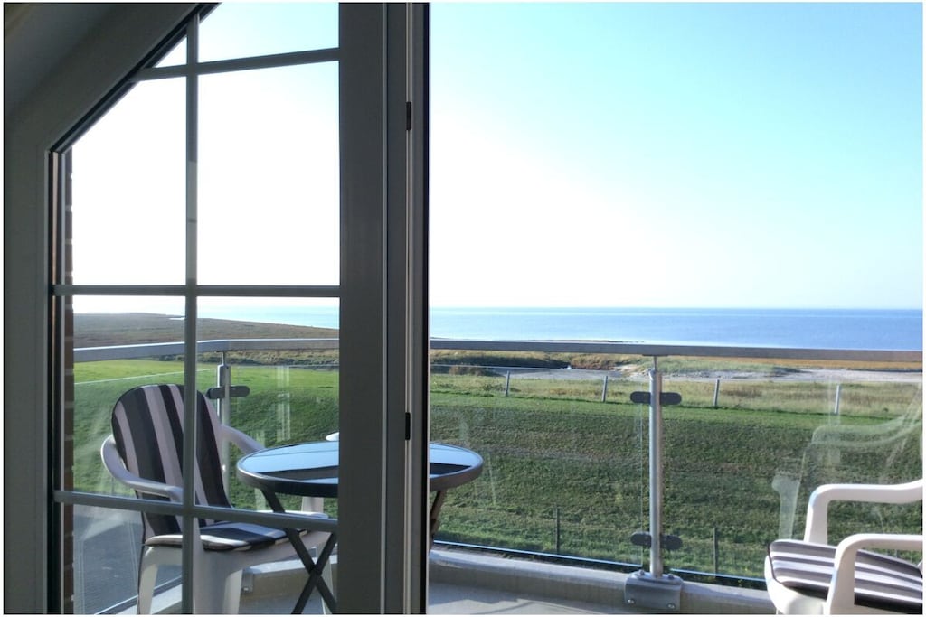 293285