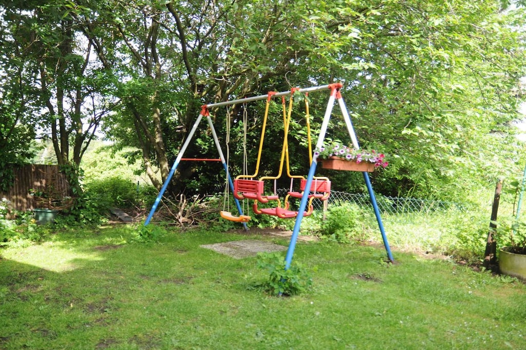 100864