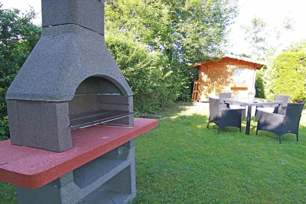 230878