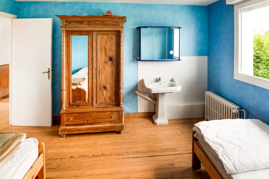 Picture of property.name