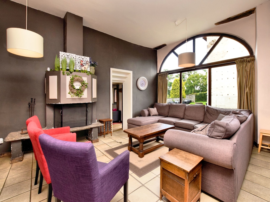 Lierneux Hillside Home