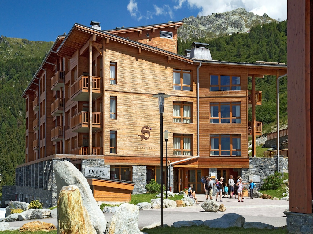 Skiresort met zwembad