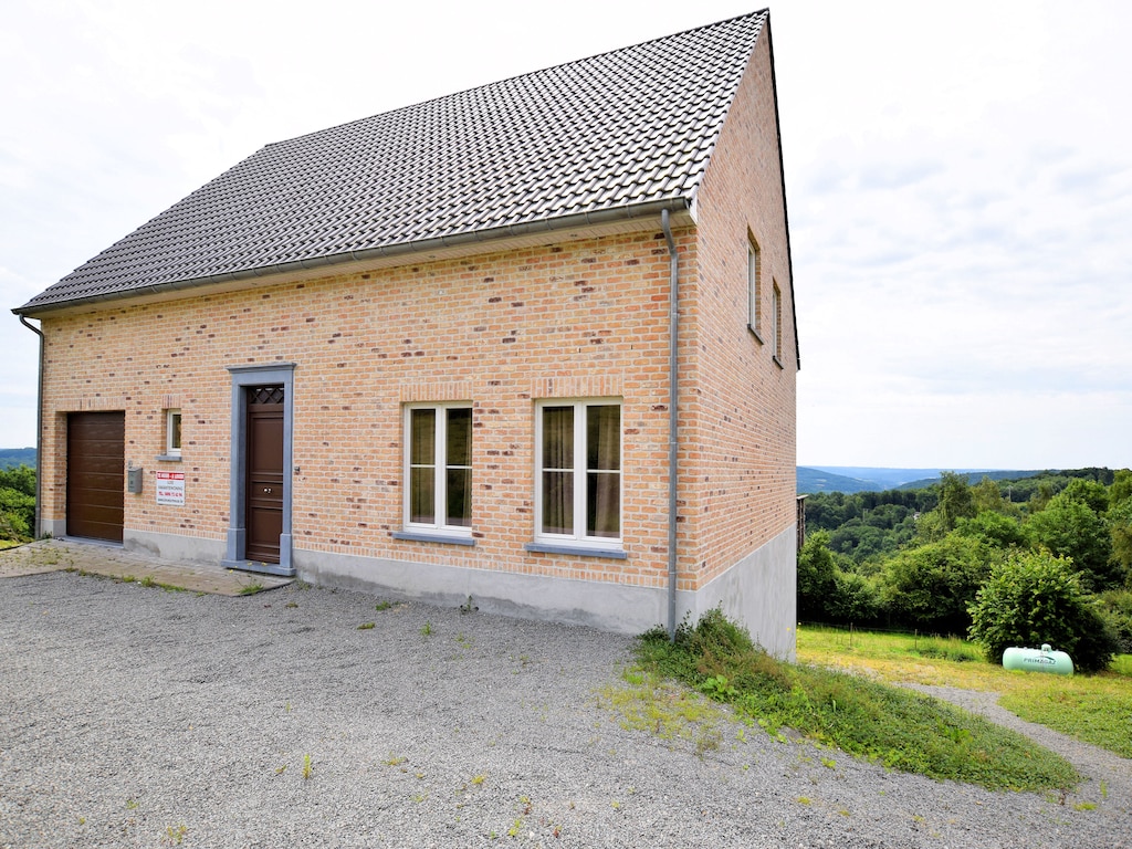 Uitzicht op de Maasvallei van Hastière