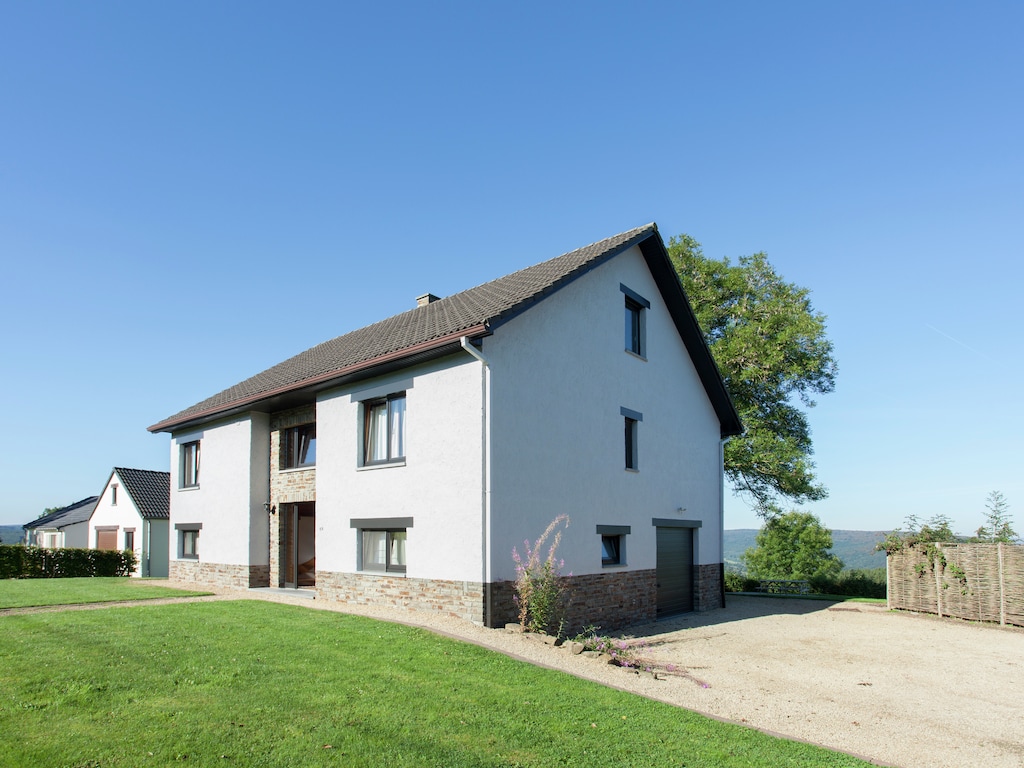 Rendeux Valley View Retreat