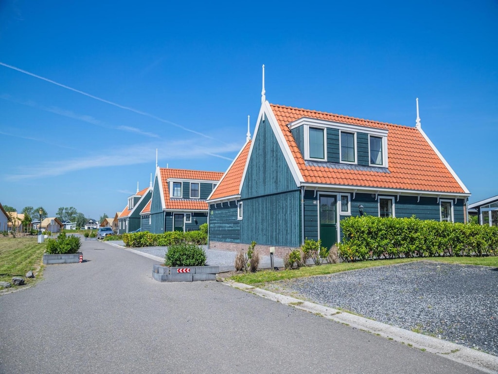 Vakantiehuis in Zaanse stijl met tuin