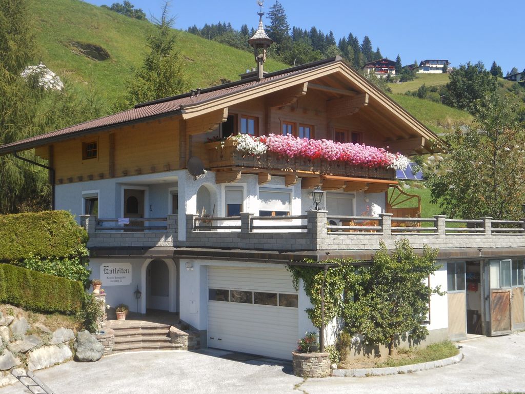 Modern appartement in skigebied Kitzbühel met balkon