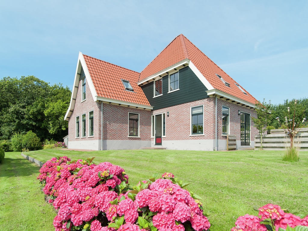 Vakantiehuis bij de kust met sauna