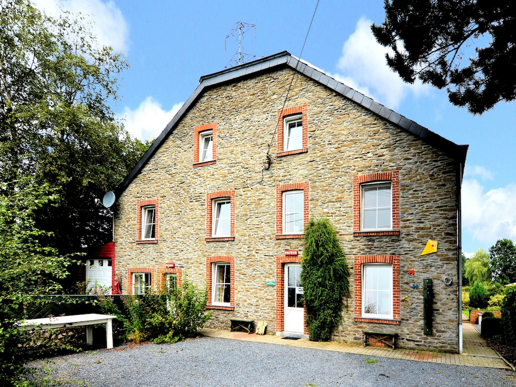 Ruime villa in La Roche en Ardenne