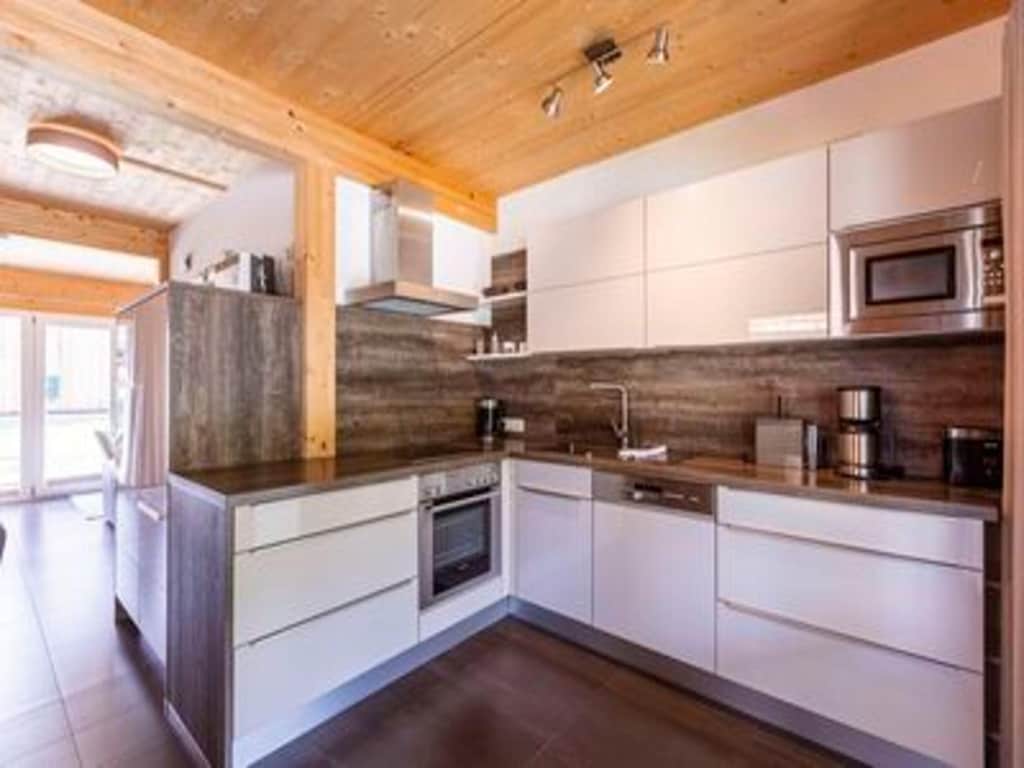 Ruim chalet met hottub