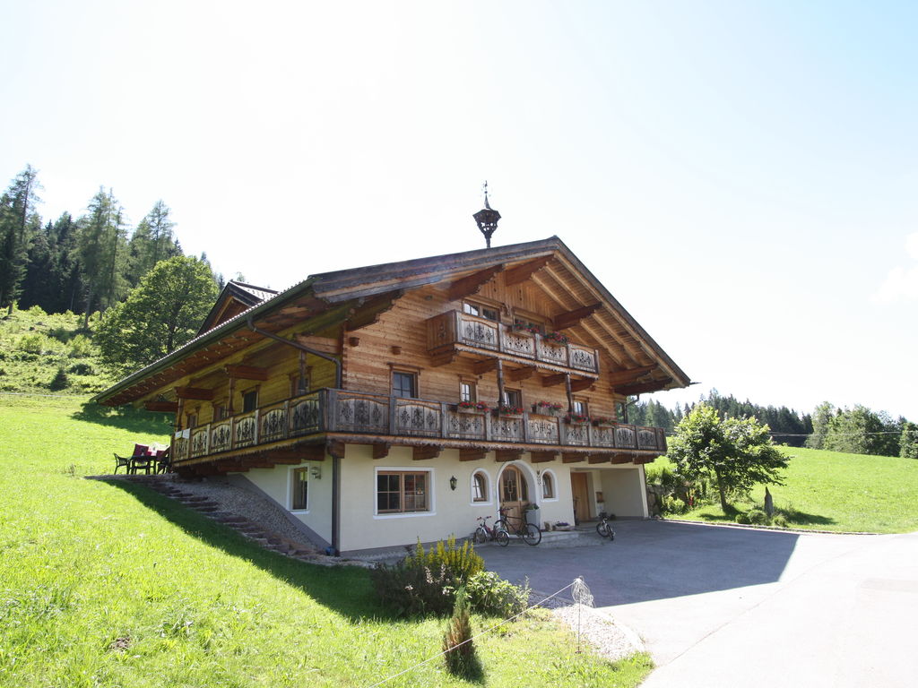 Villa auf einem Hof in Skigebietnähe in Salzburg
