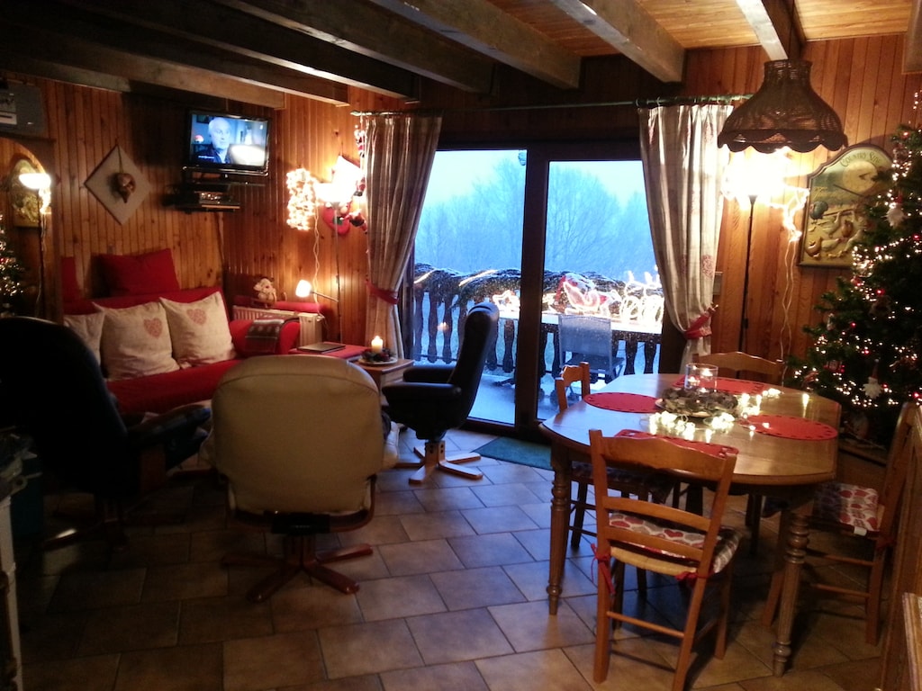 Chalet in Hommert met tuin