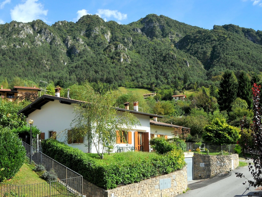 Modern vakantiehuis in Idro Lombardije nabij het Idromeer