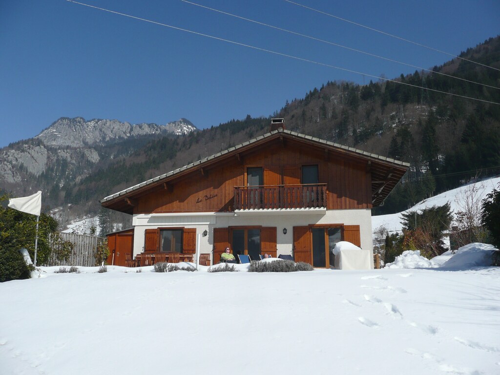 Villa in Le Biot nahe Skigebiet & Pool