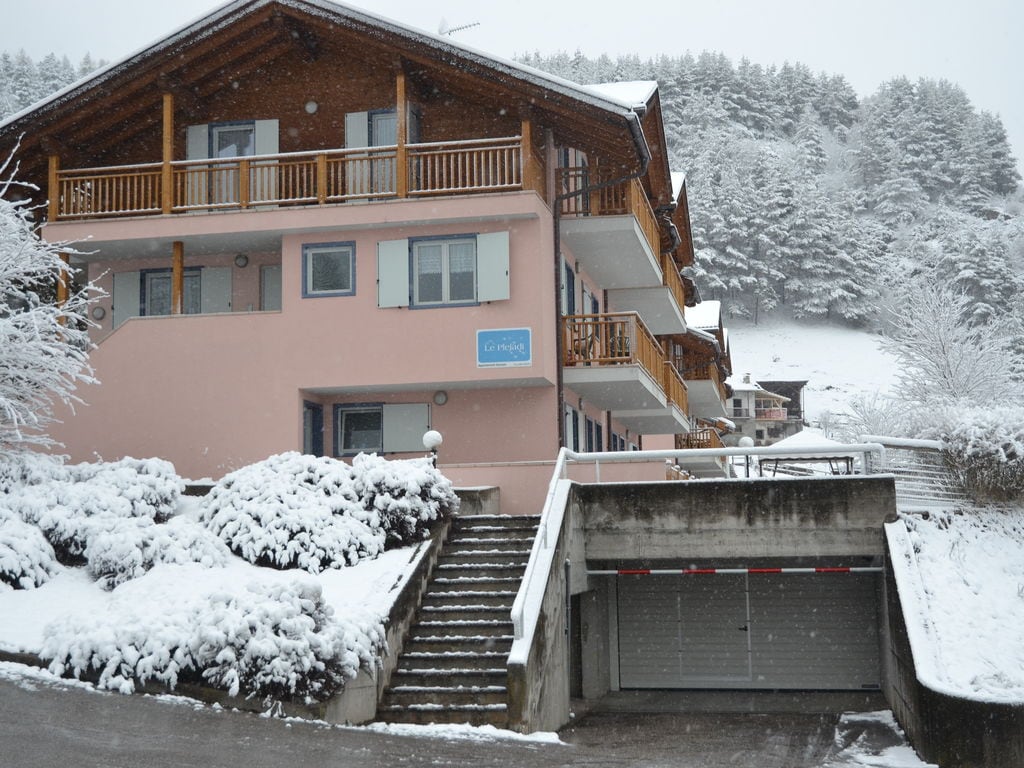 Modern appartement in Cavalese, Italië nabij het skigebied