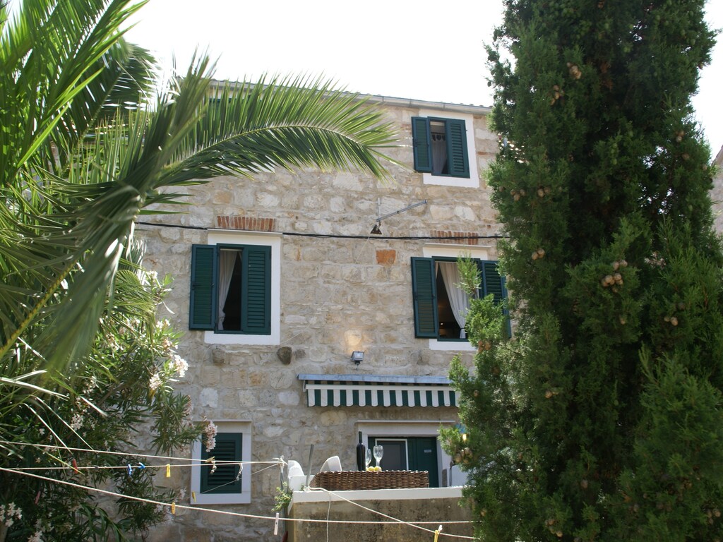 Appartement in Vis bij de zee
