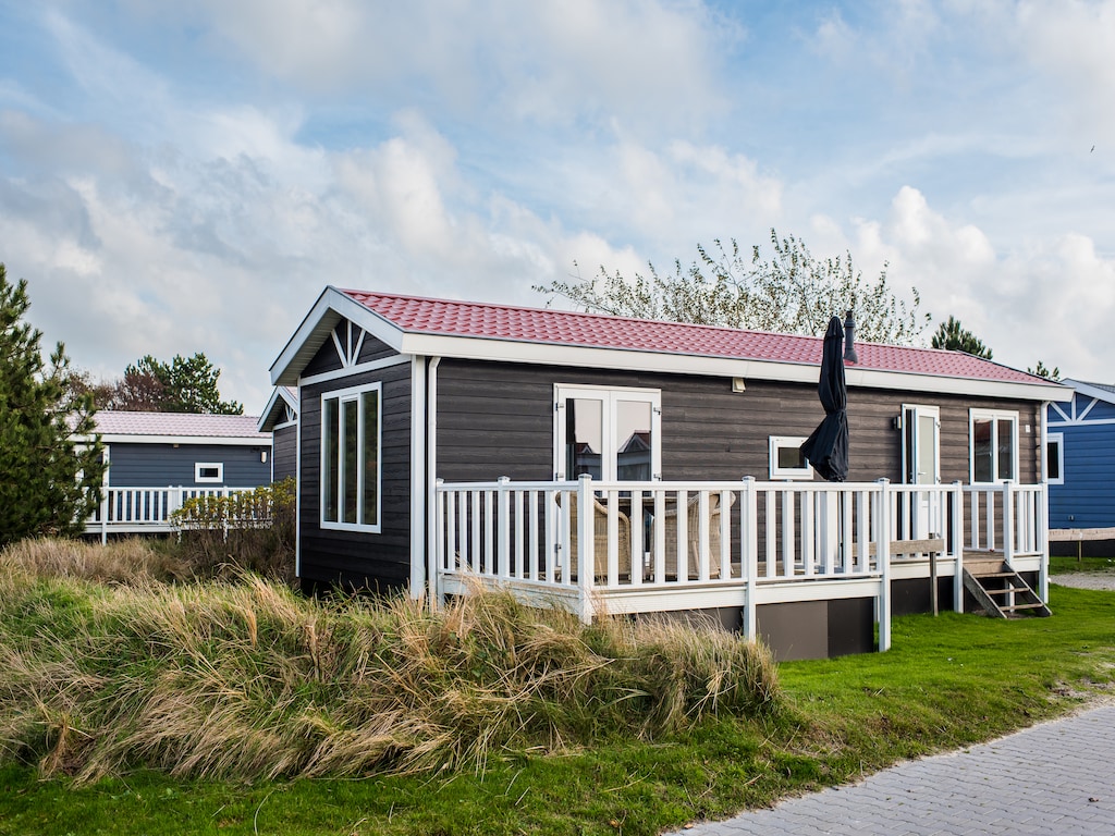 Comfortabel chalet met afwasmachine, 1,5 km. van het strand