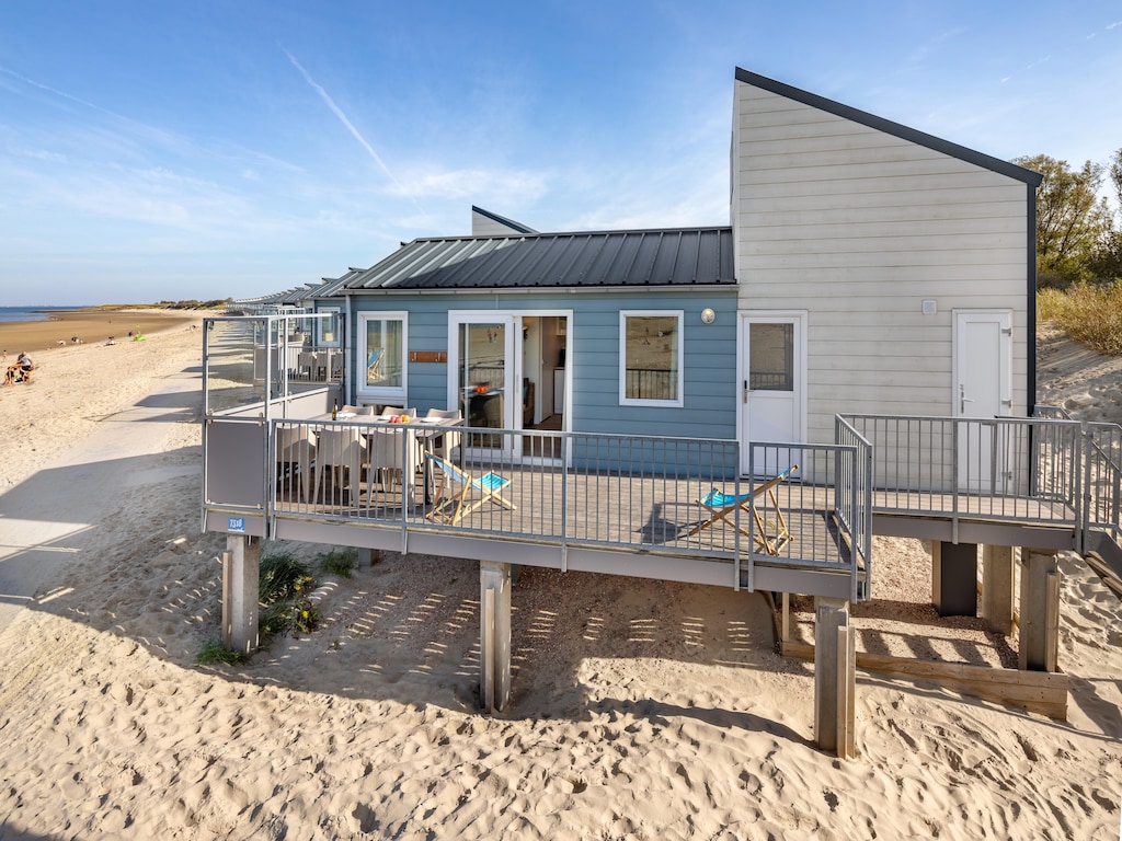 Uniek beachhouse met afwasmachine en prachtig uitzicht, op een vakantiepark