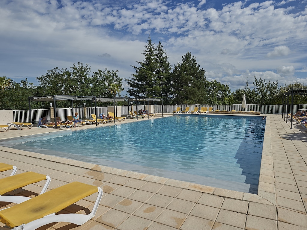 Holiday Home in Lanzac met privétuin