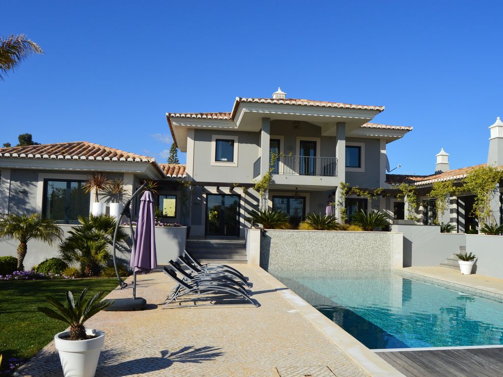 Moderne villa met zwembad nabij Carvoeiro