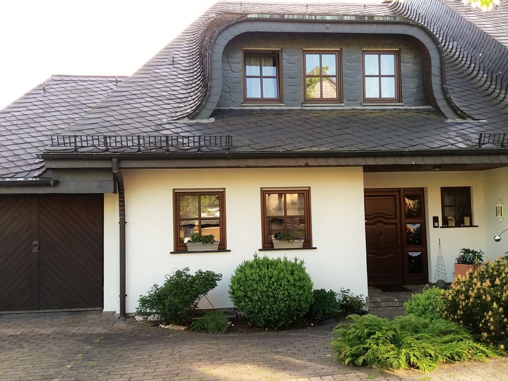 Rustig appartement met mooi terras in de Eifel