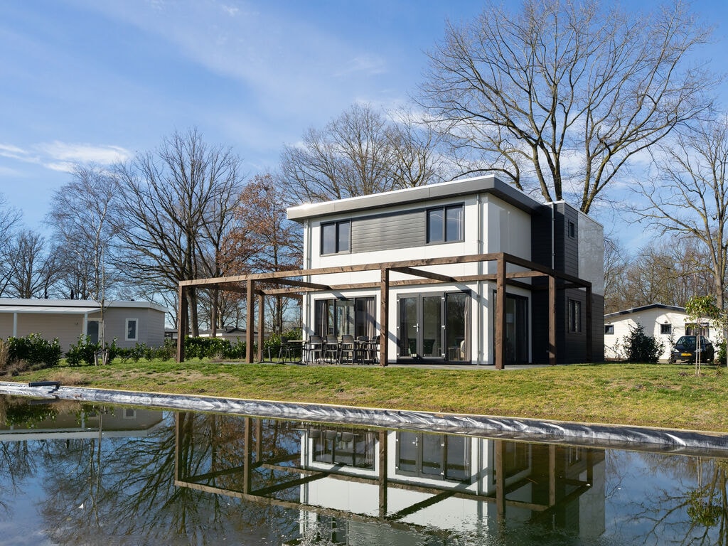 Moderne Villa 30 km von Maastricht entfernt
