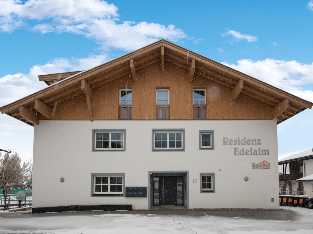 Nieuw appartement op toplocatie in Tirol met zonnig terras