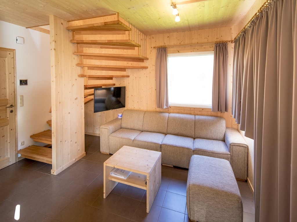 Deluxe chalet with whirlpool