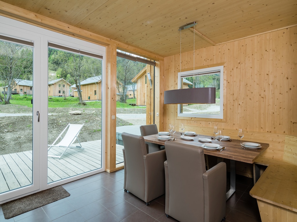 Chalet with whirlpool tub