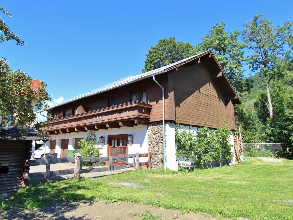 Vakantiehuis in Bruck/Großglocknerstrasse met sauna