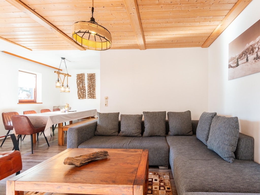 Chalet in Bruck nahe Zell am See Lift